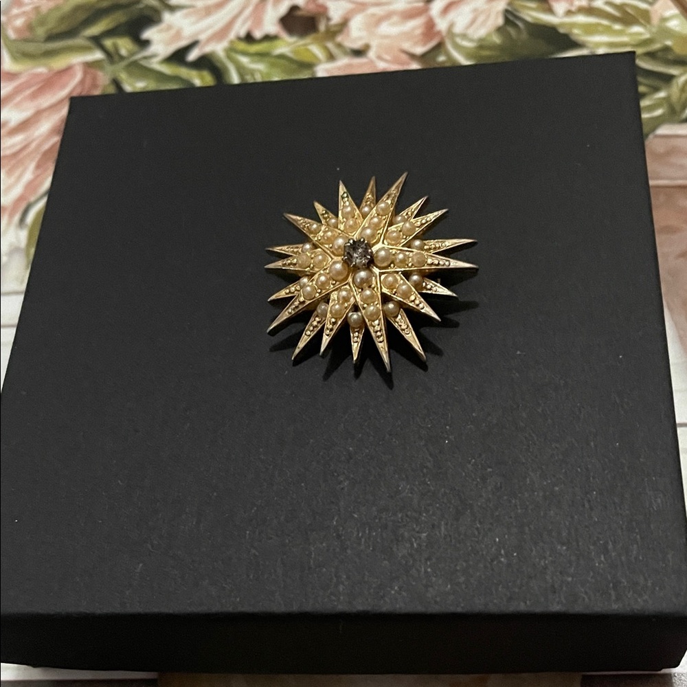 Gold Starburst Brooch with Pearls
